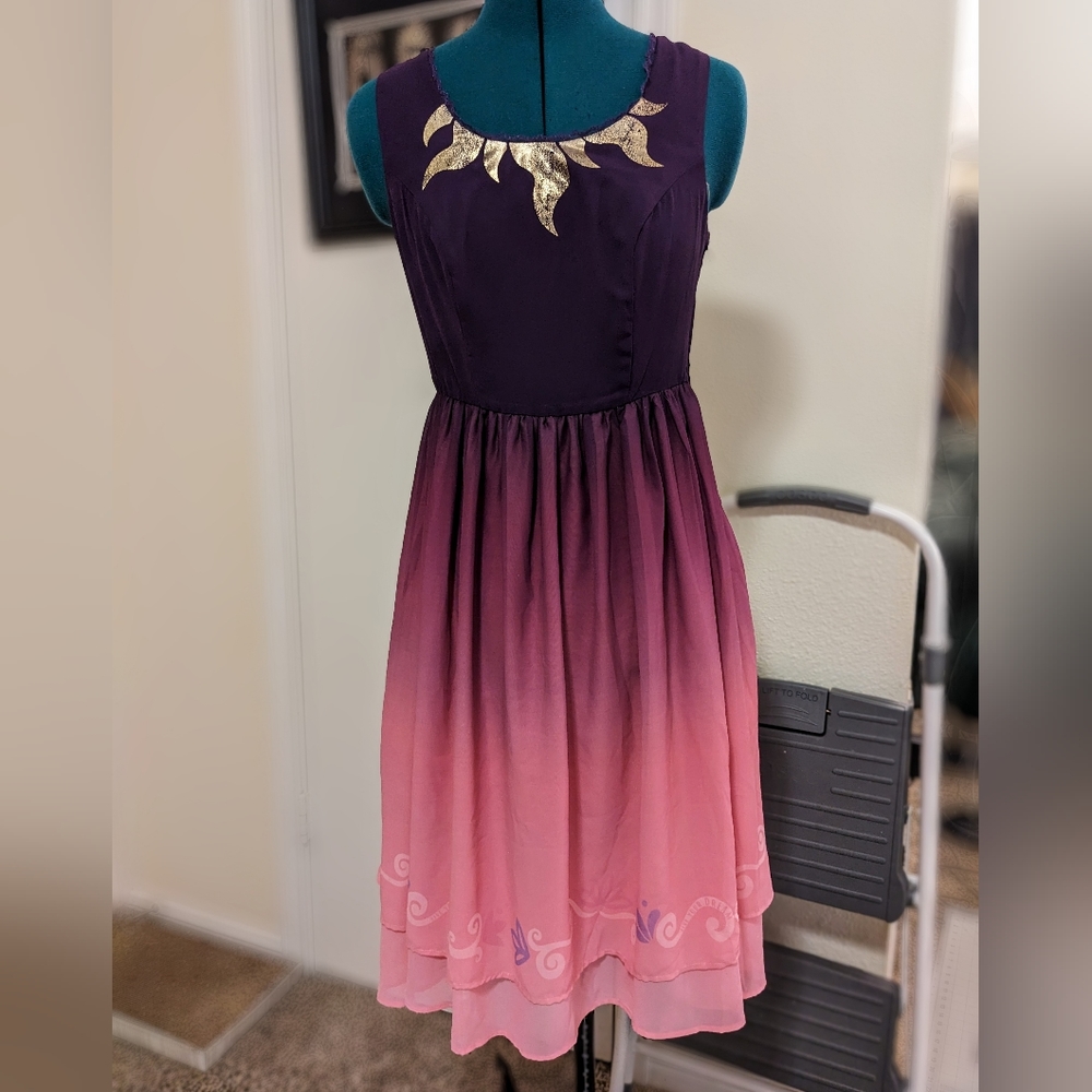 Tangled Disney Rapunzel ombre sleeveless dress size small